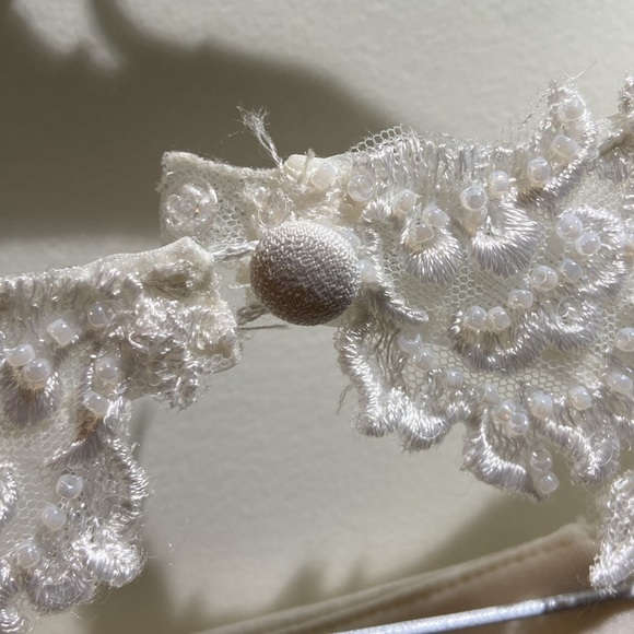 Wedding Dress - Picture 8 of 14